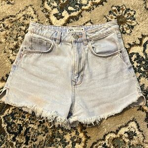 Zara high waisted jean shorts size 2